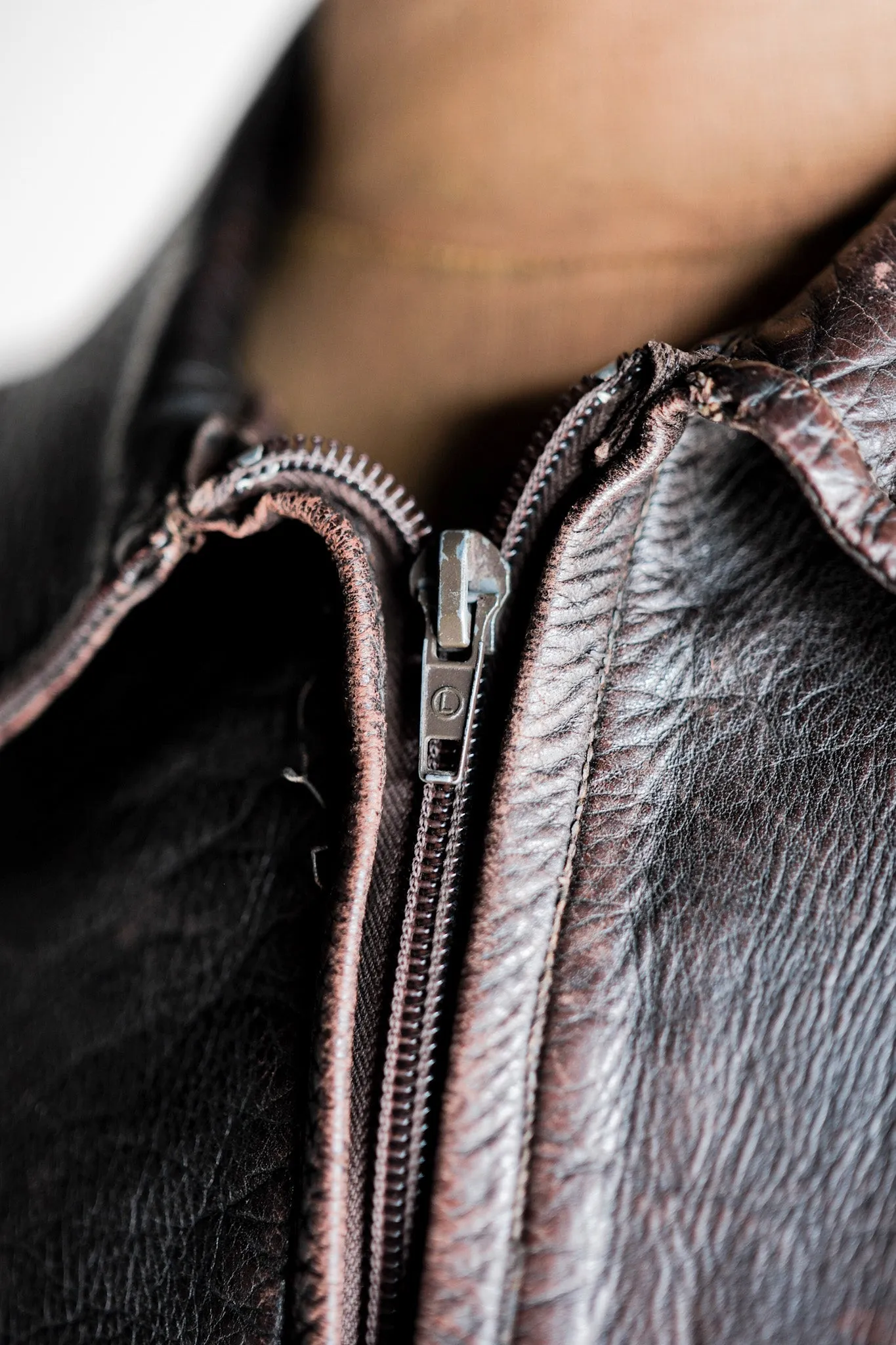 [~ 40's] Australie Vintage Zip Up Leather Jacket
