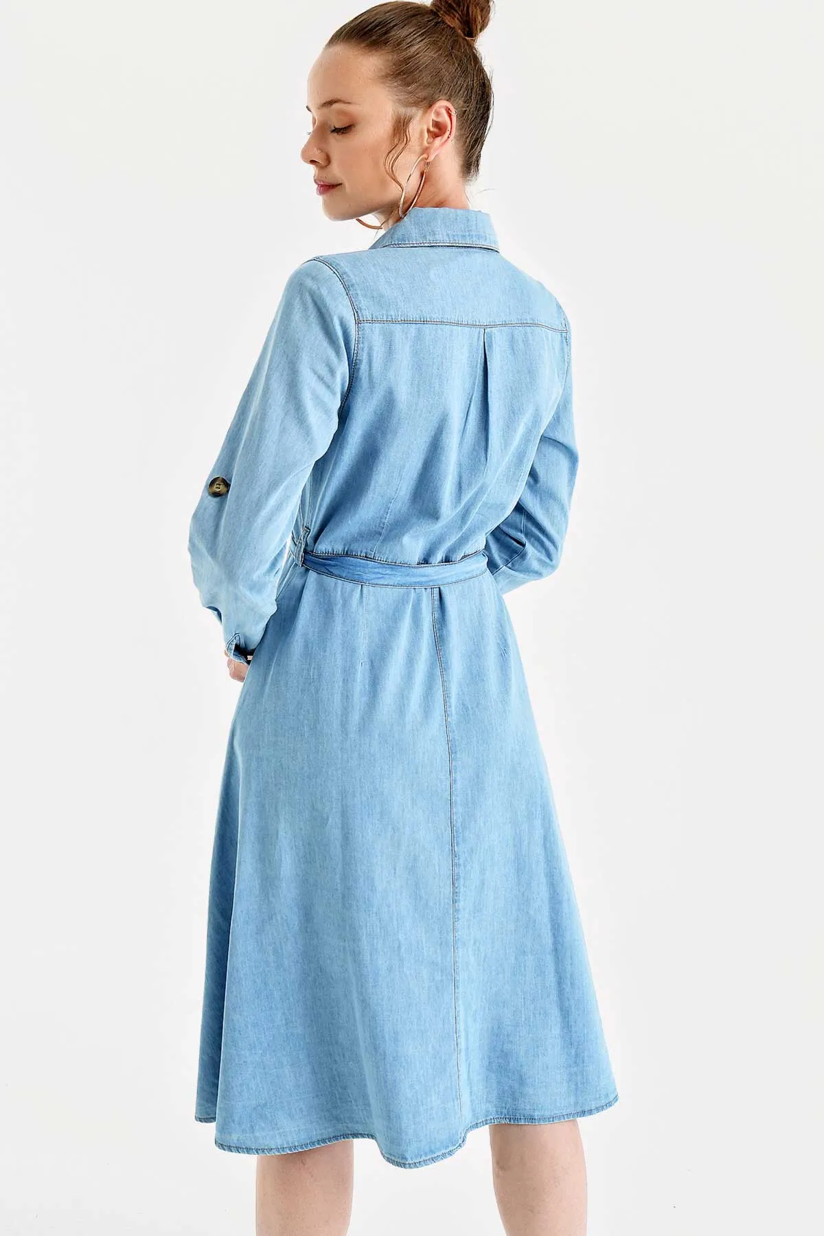 1924 kuakli kemerli jean elbise