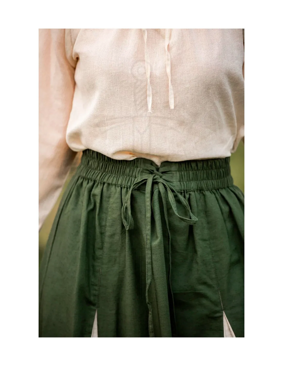 Jupe médiévale modèle Isabella, vert naturel ⚔️ Boutique Épées