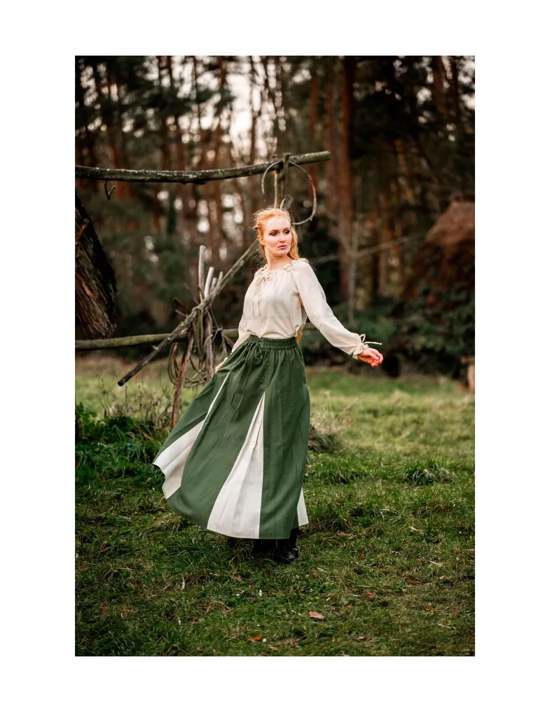 Jupe médiévale modèle Isabella, vert naturel ⚔️ Boutique Épées