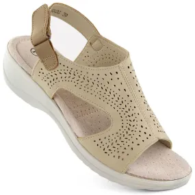 Sandales femme ajourées avec velcro, beige Potocki 90304