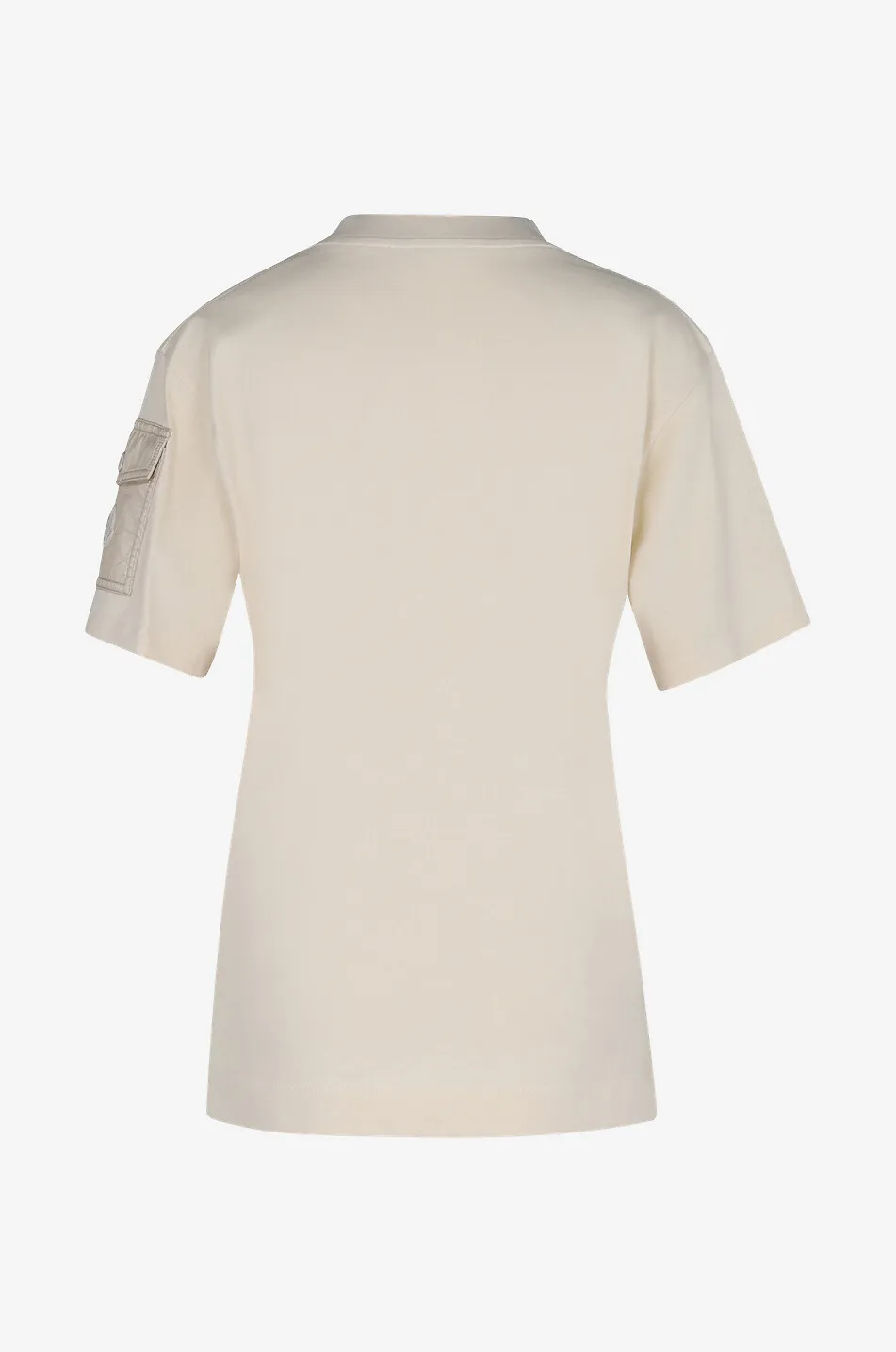 T-shirt orné d'un logo ton sur ton et d'une poche plaquée